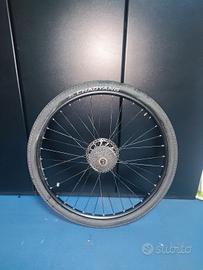 Ruota MTB 27.5 con kit Shimano altus
