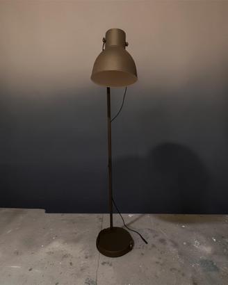 Lampada da terra