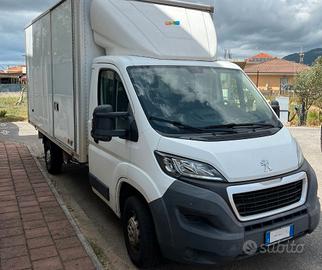 Peugeot Boxer 335 OMNICAR