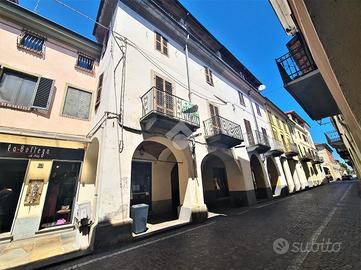 PALAZZINA A CRESCENTINO