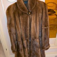 Pelliccia artigianale Visone mod. fendi