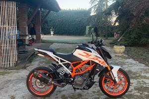 Ktm duke 390
