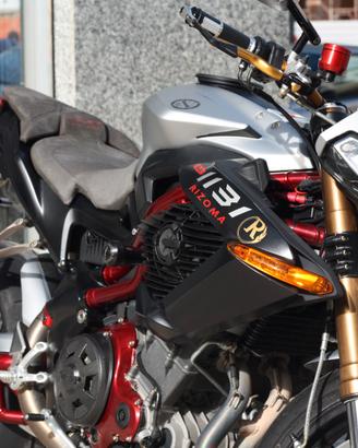 Benelli TNT 1130 Titanium Forcellone posteriore