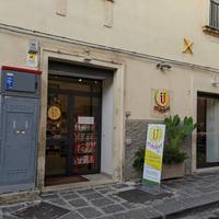 Attività minimarket in centro a Noto