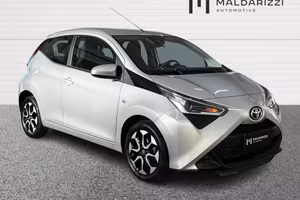 TOYOTA Aygo 5p 1.0 x-play 72cv