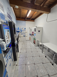 Lavanderia self-service San colombano