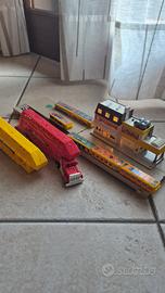 lotto micromachines stazione gas basi e camion