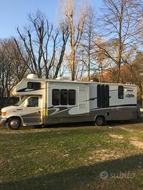 Camper americano Forest River