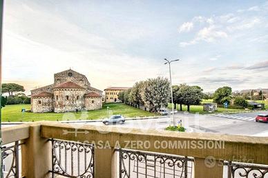 Appartamento di 153 m² con più di 5 locali e box a