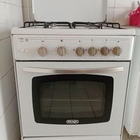 Cucina con forno a gas