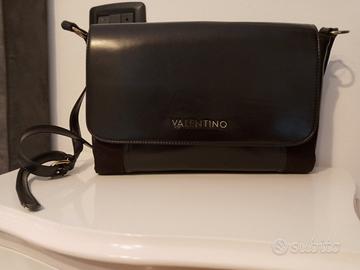 Borsa in pelle marrone. Brand Mario Valentino