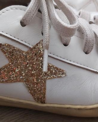 Sneakers donna bianche con stella oro n.40