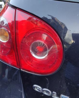Fanale post sx int VOLKSWAGEN GOLF 5 del 2005