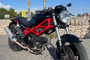 Ducati Monster 695 - 2008