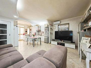 2 LOCALI A MANFREDONIA