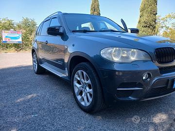 Salve  Bmw x 5 anno 2011 