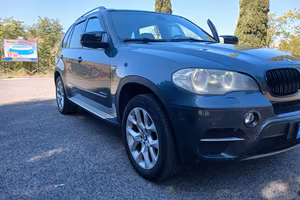 Salve  Bmw x 5 anno 2011 