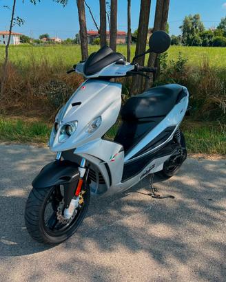 Malagiti Phantom F12 R