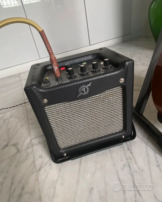 Amplificatori+Pedalini Effetti+Multieffetto Ecc,