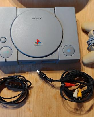 Play station 1 con giochi e memory card