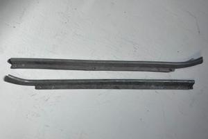 COPPIA LISTELLI BATTITACCO ORIG. PIAGGIO APE P600