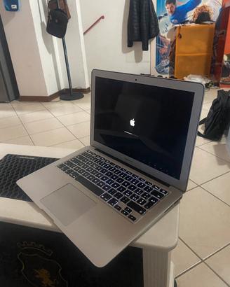 MacBook air 13 modello A1466