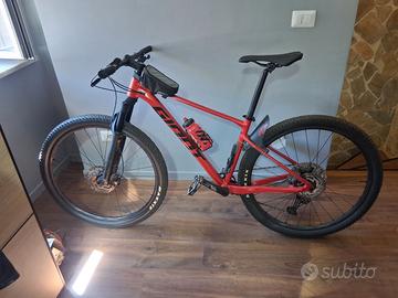 Mountain bike giant