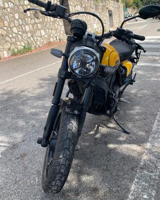 Ducati Scrambler 800 anno 2019 full trottle