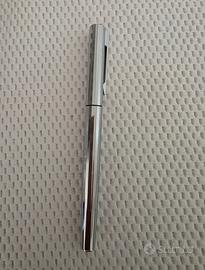 penna stilografica Waterman Torsade e due stilogra