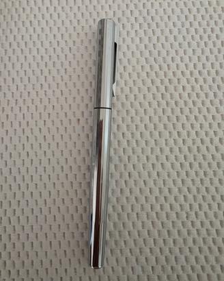 penna stilografica Waterman Torsade e due stilogra