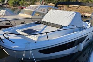 Beneteau Flyer 9 con coppia di Mercury 250 V8 2021