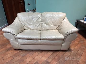 Divani in pelle da 2 e 3 posti