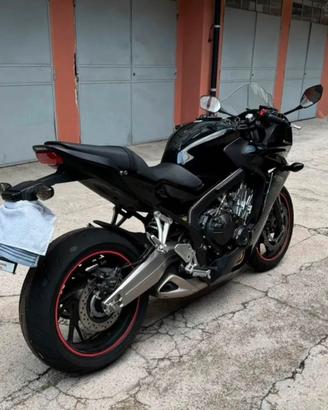 Honda cbr 650 f