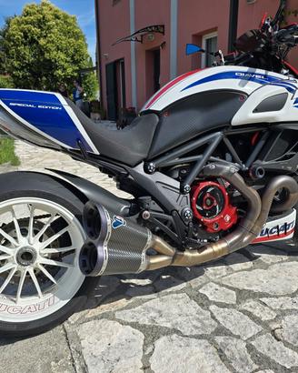 Ducati Diavel Carbon 1200