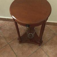 Tavolino rotondo in legno originale