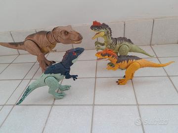 LOTTO 4 dinosauri jurassic world sonori e non