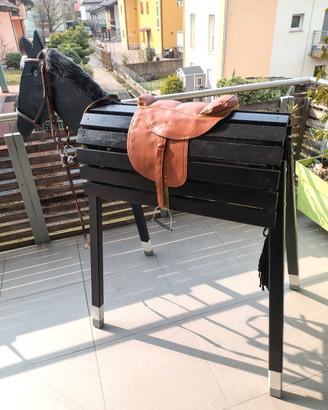cavallo pony di legno