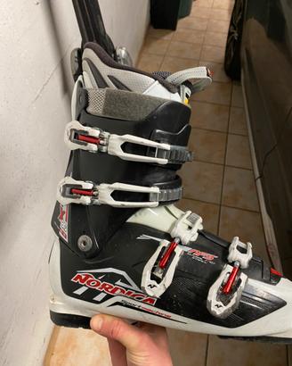 Scarponi sci Nordica Sport Machine