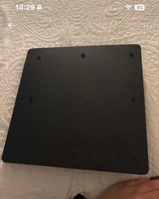 Playstation 4 slim nera