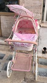 carrozzina giocattolo