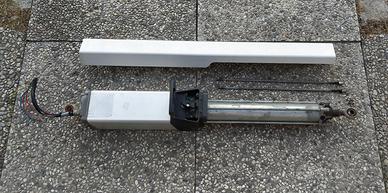 Fadini Hindi 880 pistone per cancello battente
