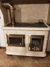 Cucina Economica -Stufa a legna in Maiolica Ollare