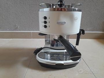macchinetta del caffè De Longhi