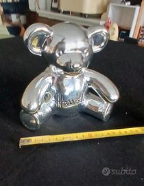 Salvadanaio Harrods in ceramica cromata