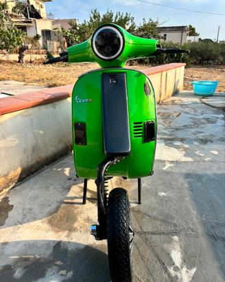VESPA 125  GIRATO HP POLINI