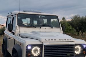 LAND ROVER DEFENDER 90 TD4 SW “SE” 2400 cc 122cv