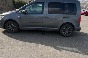 Caddy VW Comfort DSG High Line