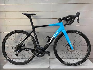 E - BIKE  CIOCC  CARBONIO
