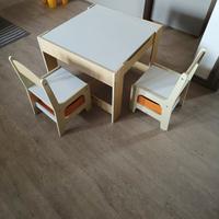 tavolino in legno con lavagna + 2 sedie