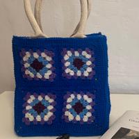 borsa in iuta con mattonelle granny fatta a mano